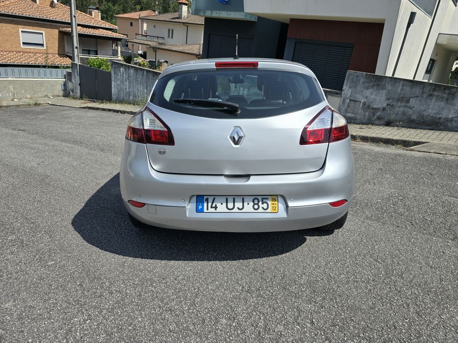 Renault megane lll 1.5 dci 110cv 12/2015
