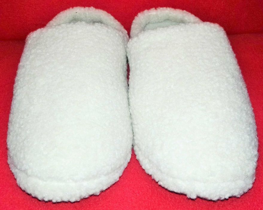 Bambosze męskie ciepłe kapcie 40 runo