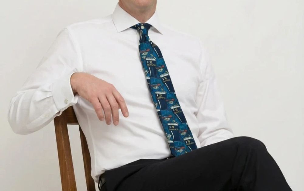 Чоловіча шовкова краватка в принт кухлів пива Guinness