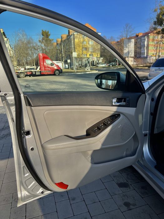 Kia Optima 2.4бензин