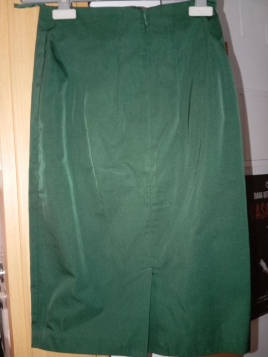 Saia de cerimónia Hoss Intropia