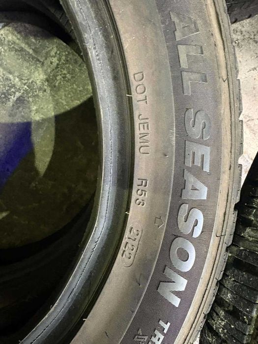 Шины 205/55 R17 Tracmax всесезонка комплект (хорошее состояние) L2