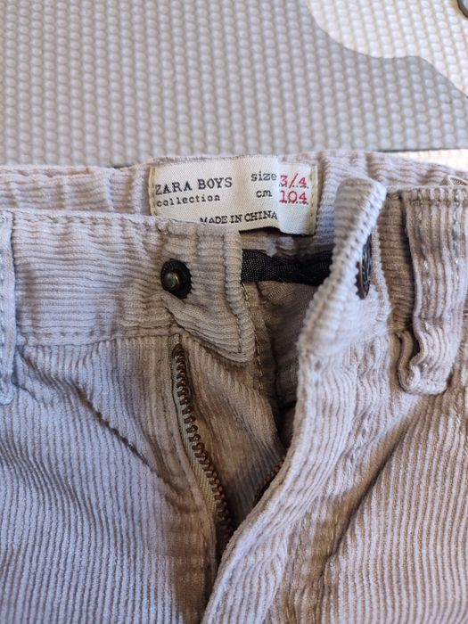 Sztruksy dziecię Zara Jak nowe rozm.104