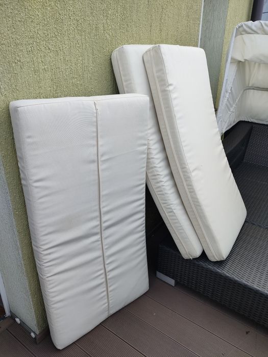 Komplet mebli łóżko z technoratanu plus składane fotele