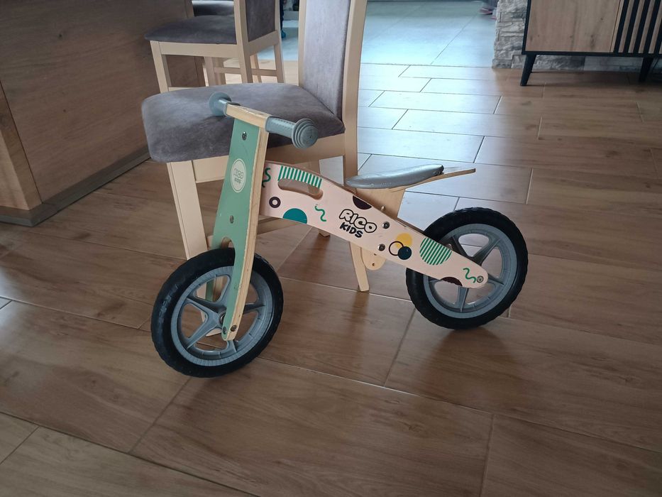 Drewniany rowerek