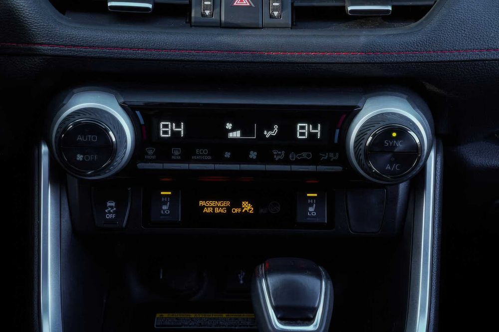 Toyota RAV4 Prime XSE      2022