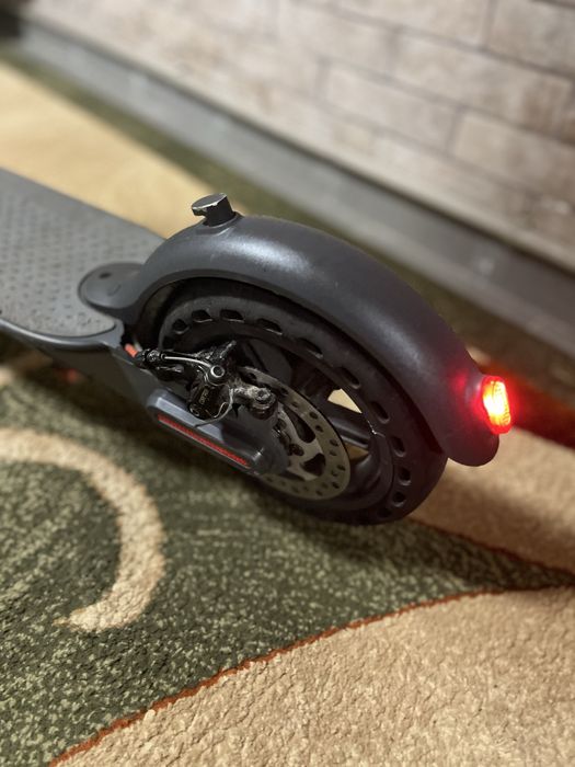 Срочно Xiaomi Mi Pro 2 Electric Scooter