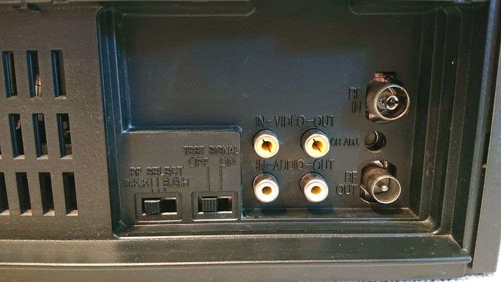 Видеомагнитофон Panasonic NV-SD205 Япония