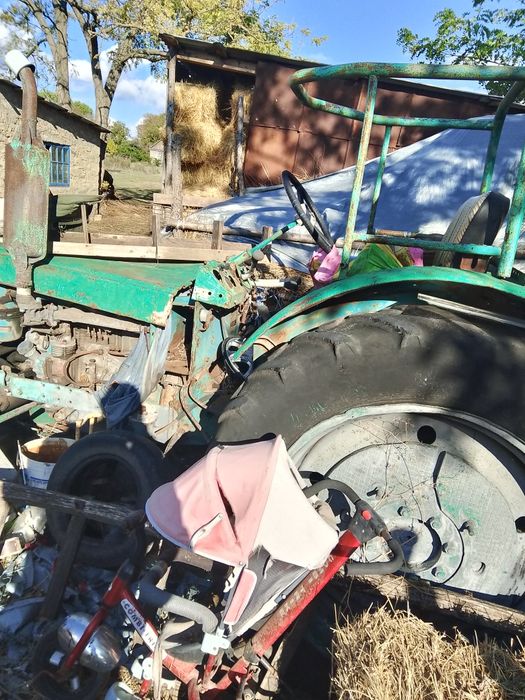 Продам трактор бу