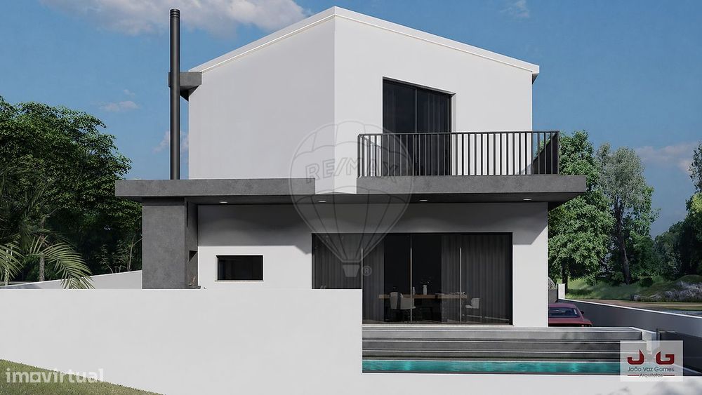 Moradia T4 para venda