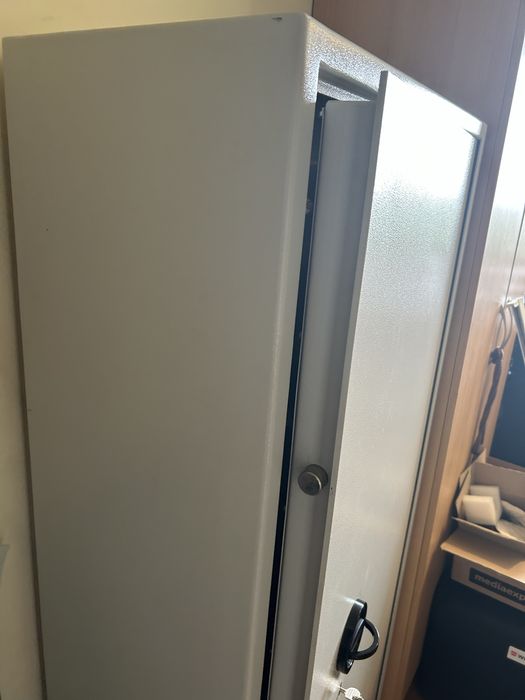 Szafa na Broń marki ISS, model Kempten klasy S1