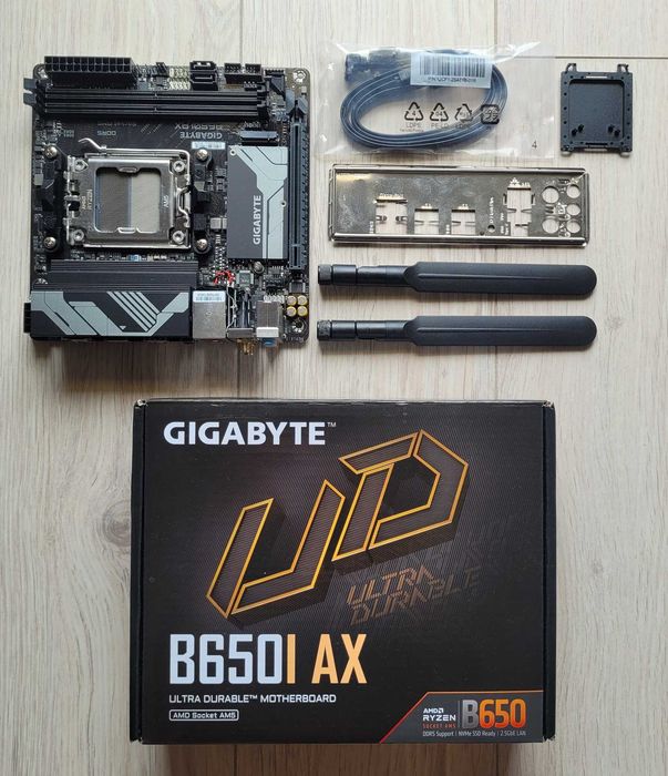 Płyta główna GIGABYTE B650I AX