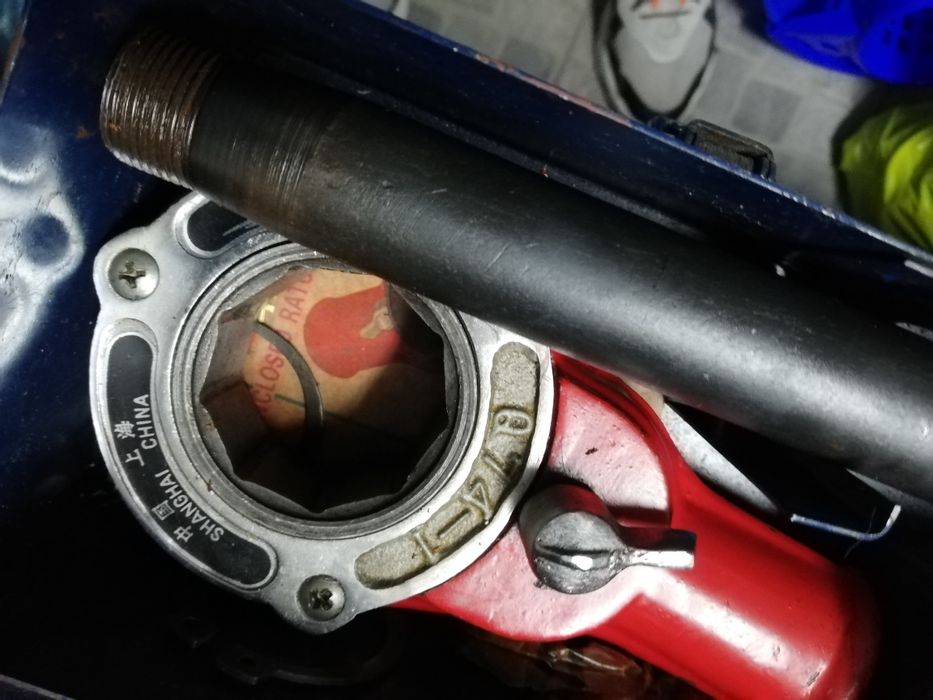 Tarracha ferramenta para abrir rosca