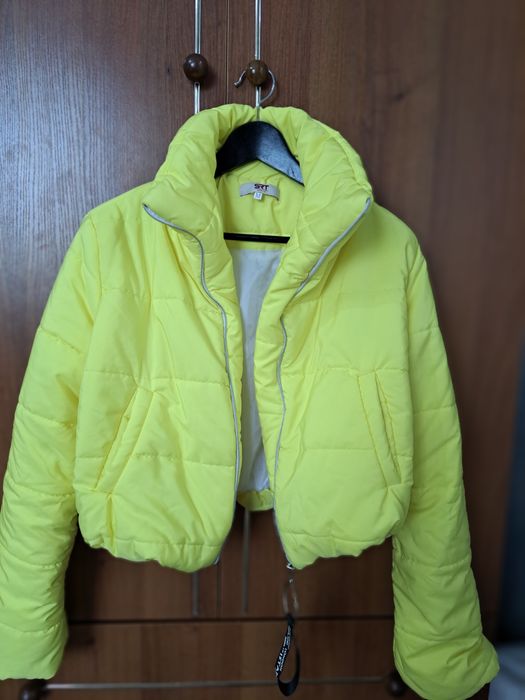 Продам  курточку