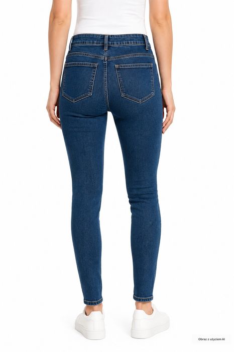 Jeansy rurki niebieskie dopasowane denim core S
