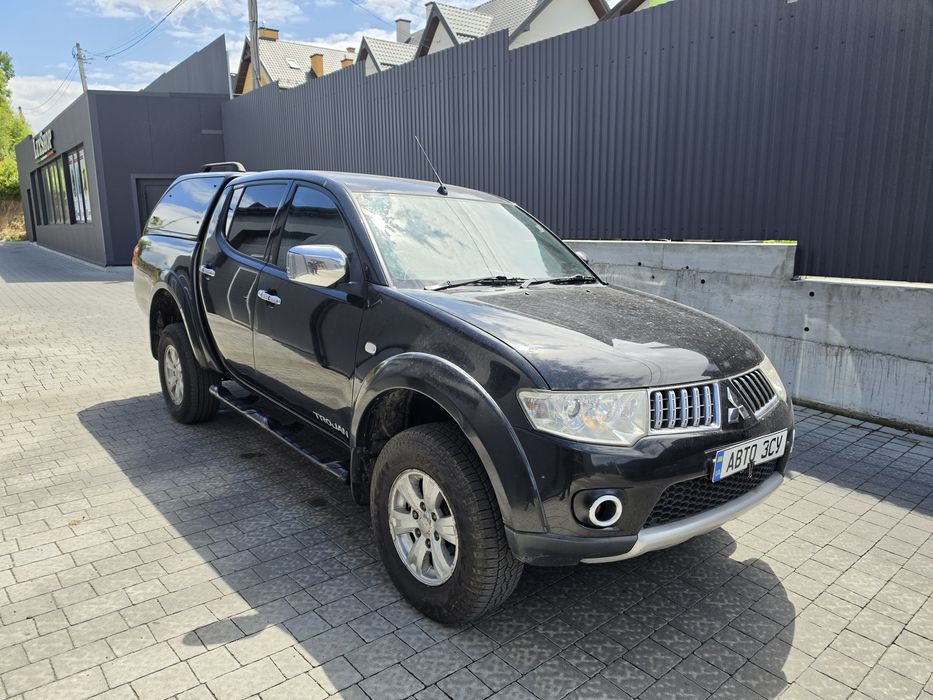 Mitsubishi L200 2013 рік в Україні