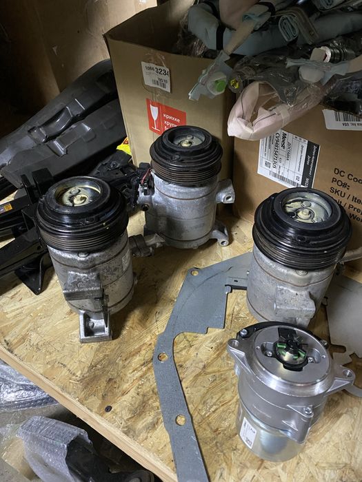 Радар слепых мертвых зон Мазда 3 2017 2018 BANE-67Y30 фара