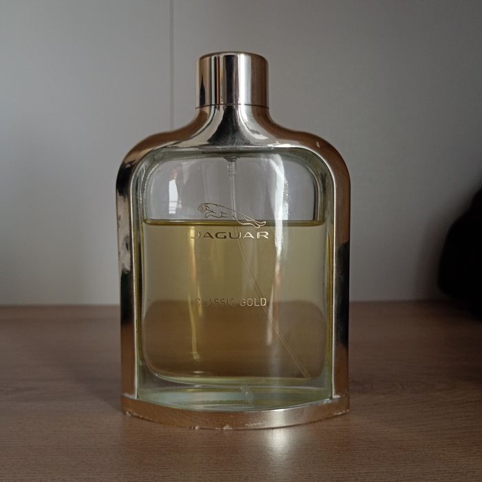 Perfumes 87 coleção