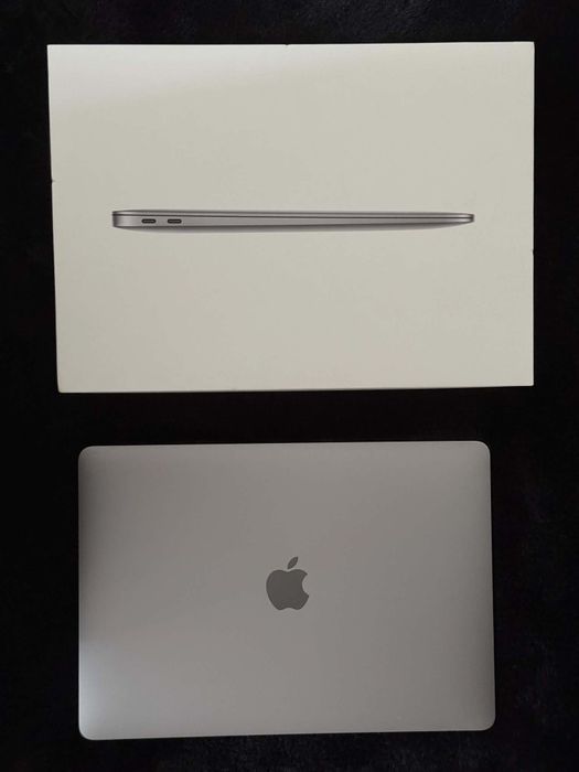 Apple. Macbook Air 13 m1