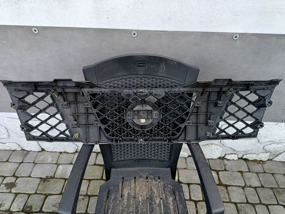 Grill Navara, pathfinder