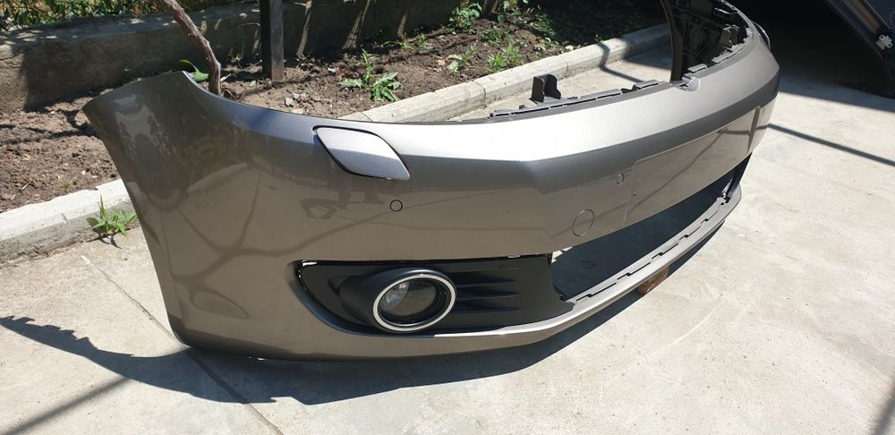 Бампер передний VW Golf Plus 2009-13 г.в