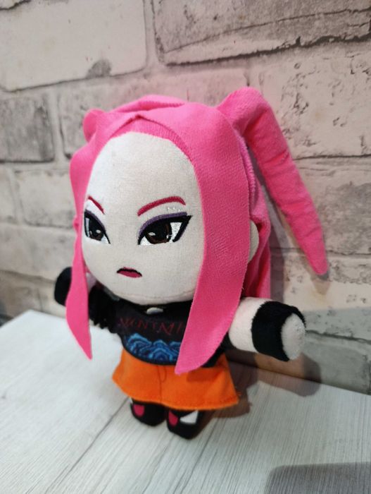 Mira kpop Demon Hunters Łowczynie demonów nowa maskotka lalka Huntrix