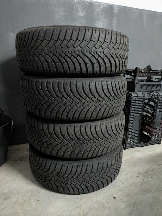 Conjunto 4 Jantes Ronal Pretas 17" + Pneus de Inverno Falken 205/55 R17