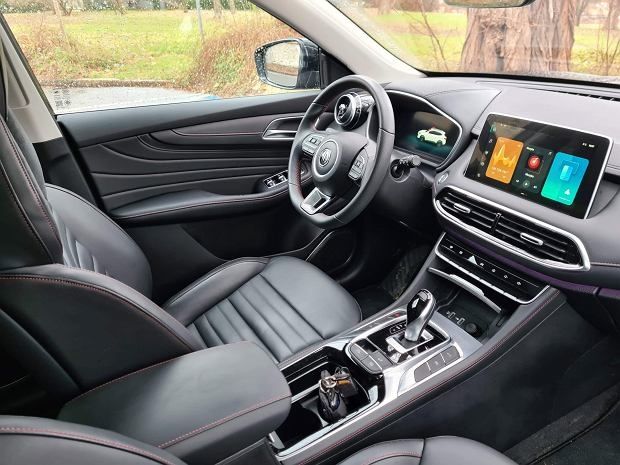 MG HS 1.5 TGDI  automat 162 KM wynajem wypożyczalnia