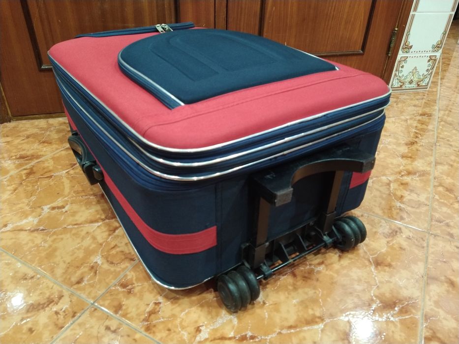 Mala malas de porão até 23 kg viagem casa quarto apartamento vivenda.