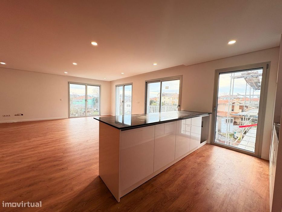 Apartamento T3 Novo centro da Lixa