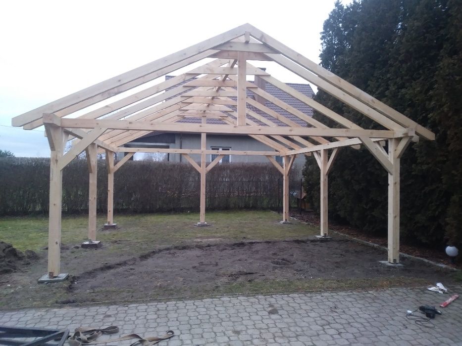 WIATA garażowa o wymiarze 10 x 5