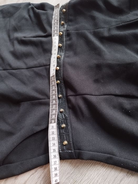 R.36 czarny kombinezon River Island ćwieki na lato