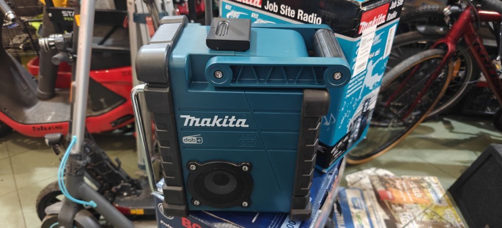 Radio budowlane Makita  DMR110N.. PAT-KOM