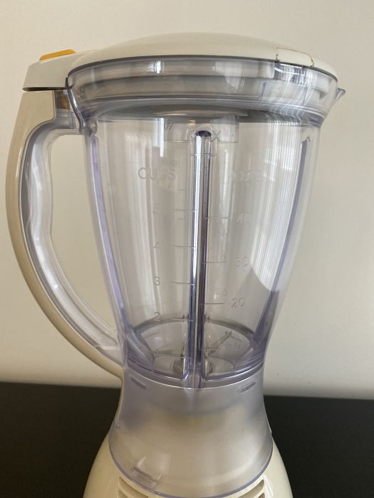 Liquidificador Moulinex Easy Power com pouco uso