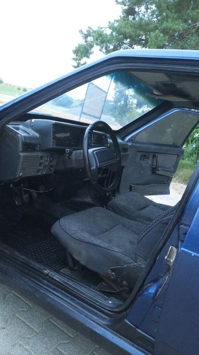 Продам машину питань нема ніяких