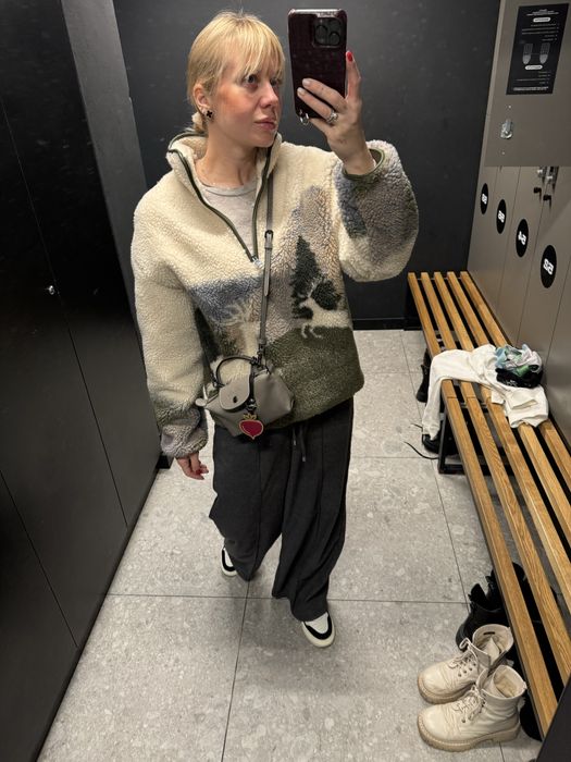 Тепла кофта/куртка OYSHO