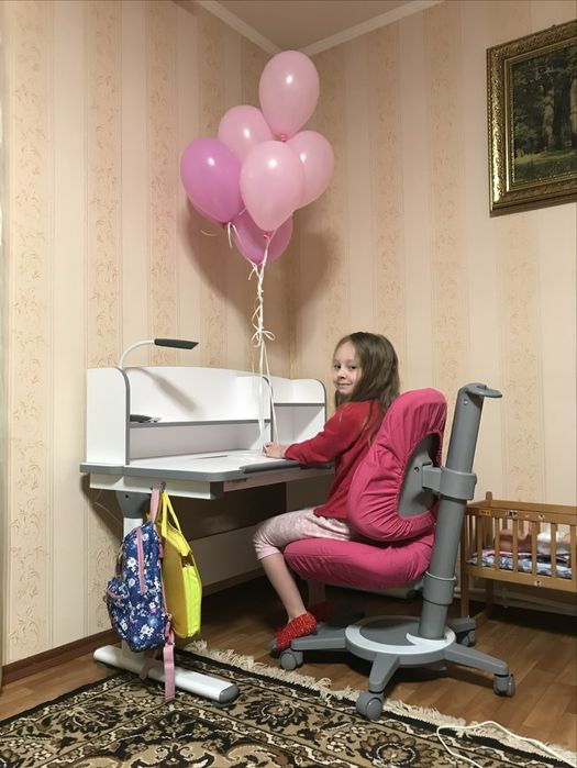 Стіл парта та крісло від FunDesk регульована висота та нахил