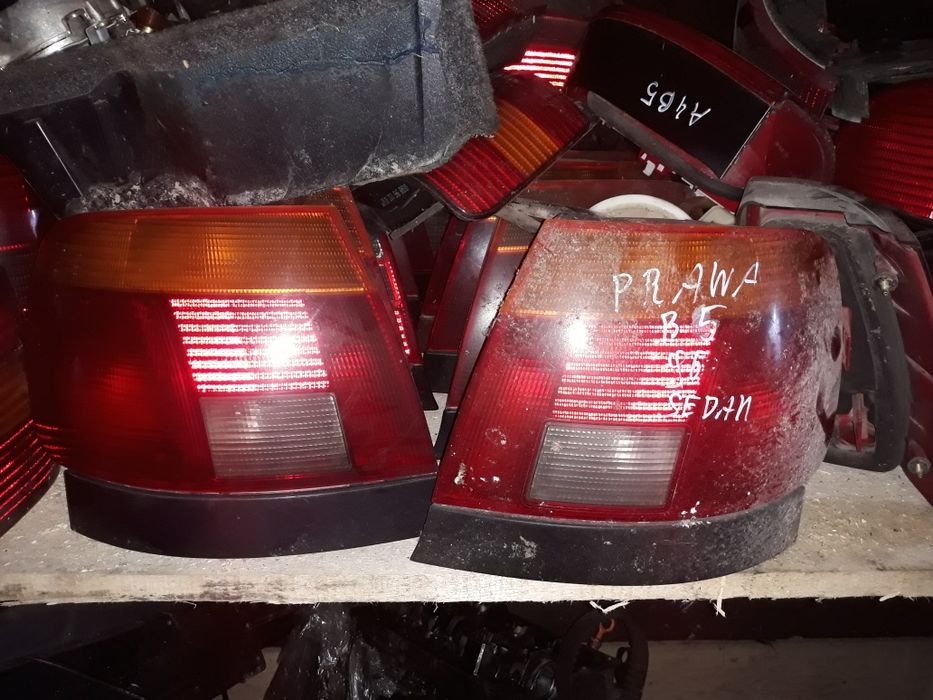 Lampy tył komplet a4 b5 sedan lewa prawa
