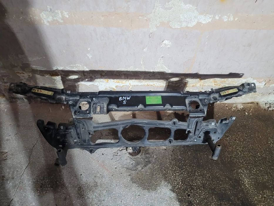 BMW 5 E39 pas przedni wzmocnienie