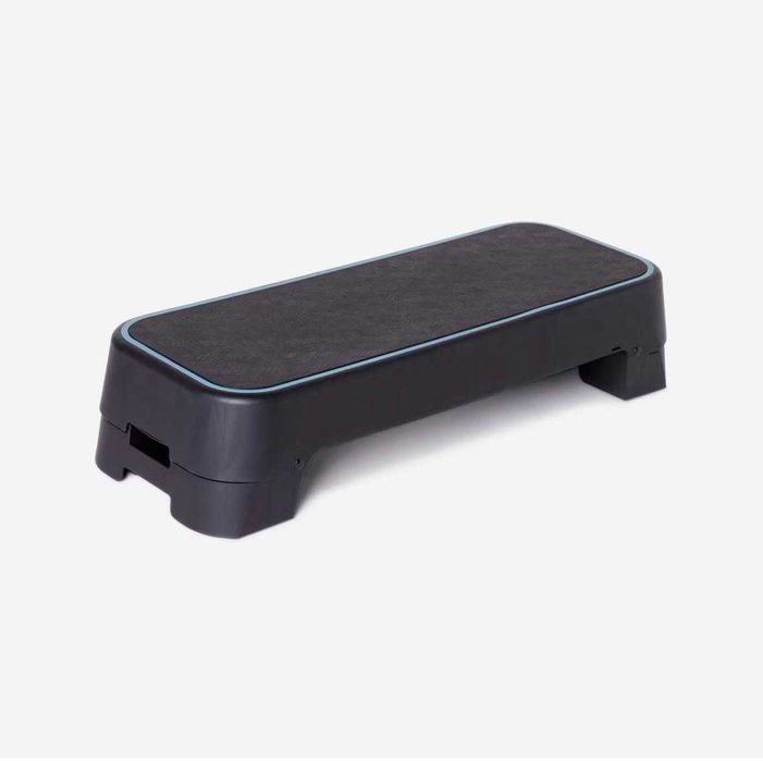 Step 500 com pés dobráveis integrados