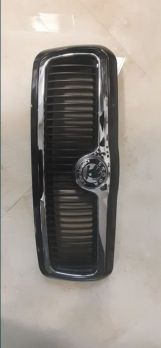 Решітка радіатора Skoda A5,A4 Tour Решотка шкода а5,тур дорест,рестайл