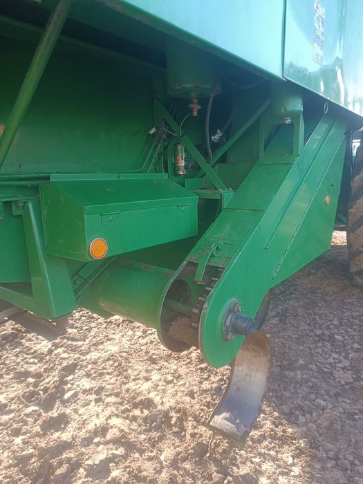 Продам бу Джон Дір 1065