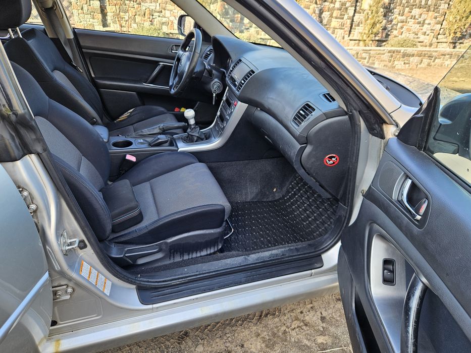 Subaru Outback 2004 рік 2.0 бензин 4×4 для військових в Україні