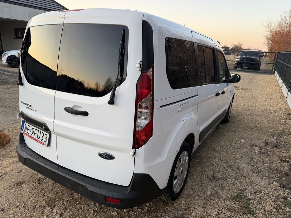 Ford transit connect 5 osobowy