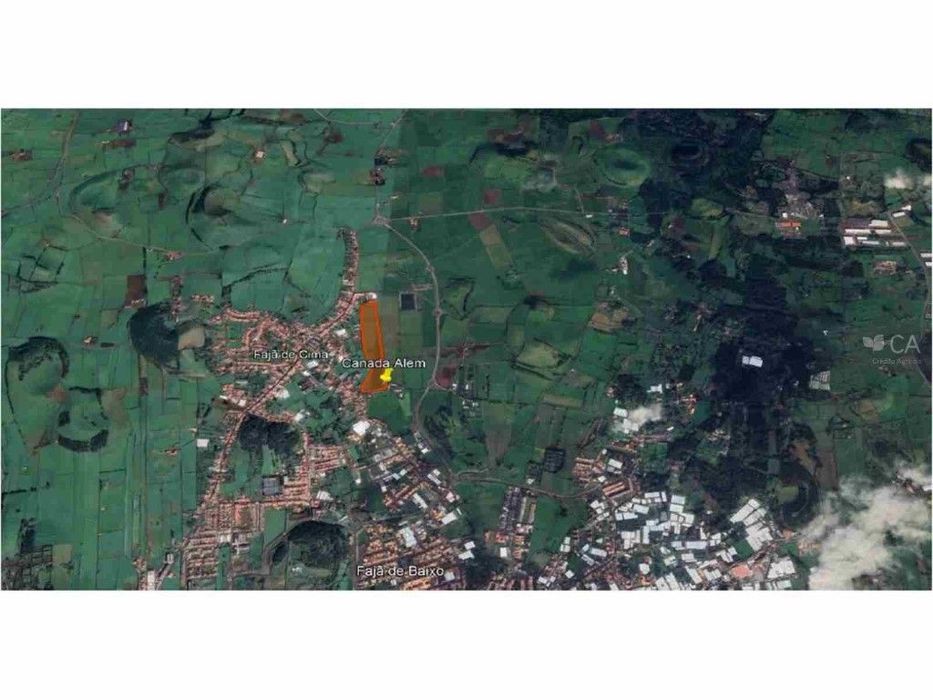 Terreno rústico com potencialidade construtiva