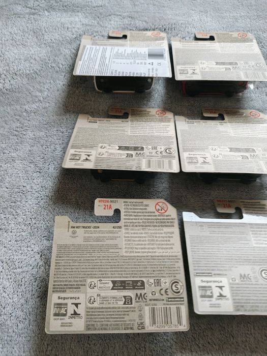 Zestaw 6 resoraków Hot Wheels 2023/2024