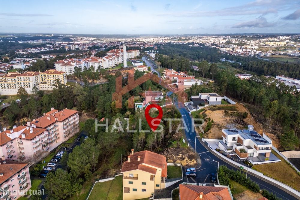 Terreno / Para Construção / Área Total de 574m2 / Aceita Permuta / Tel