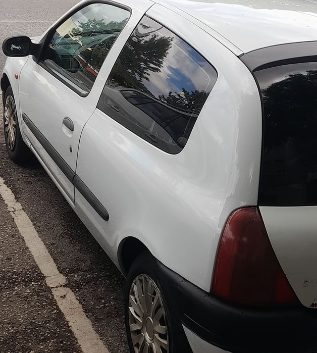 Calon Renault clio económico