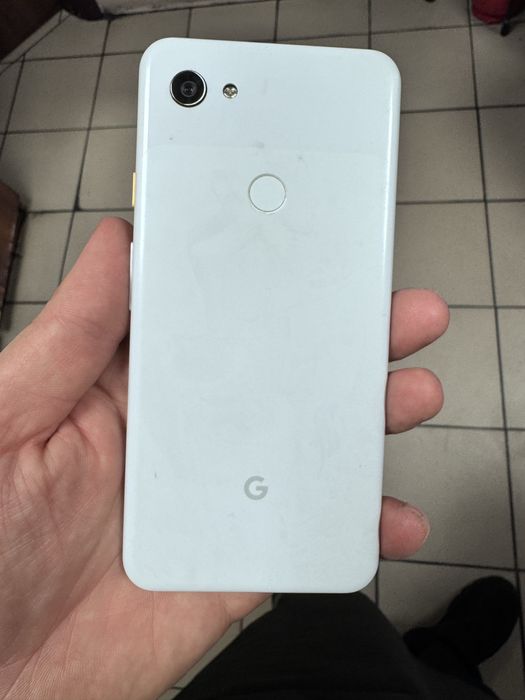 Pixel 3a xl 4/64 gb неверлок.
