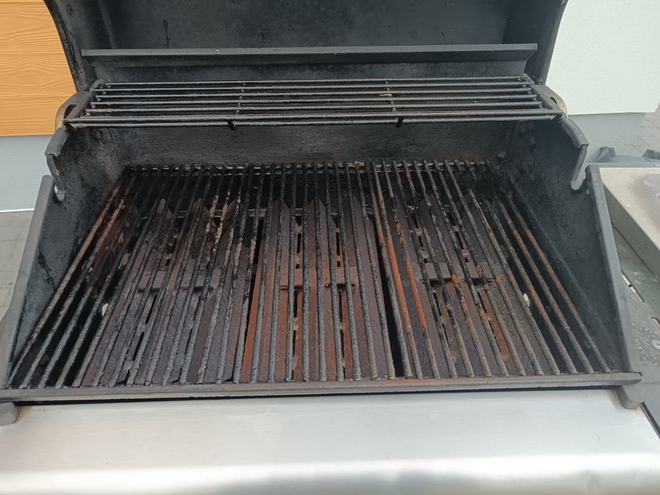 Grill gazowy - ogrodowy